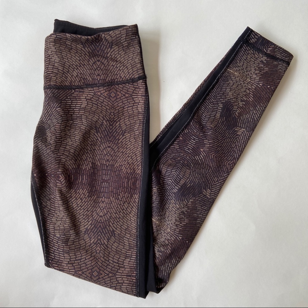 Lulu Gold Patterned Leggings